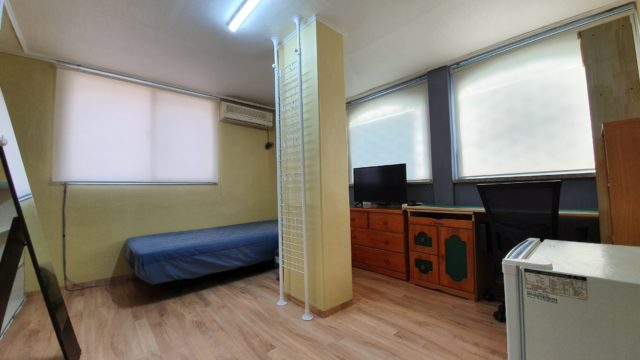 延世・西江・梨大徒歩圏内　女性専用シェアハウス一人部屋　3月新学期入居者募集残りひと部屋