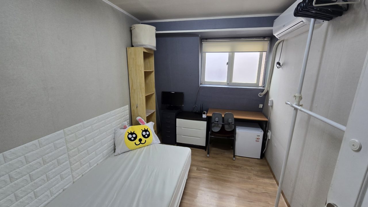 <6月入居者募集>延世・西江・梨大徒歩圏内 女性専用シェアハウス一人部屋 5月末入居可能 6,7,8月夏学期 3か月短期滞在歓迎